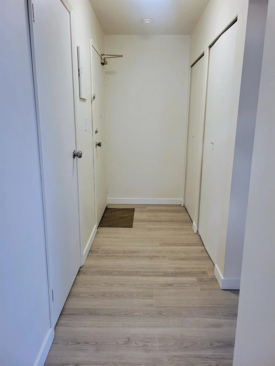 Mudroom Photo of 310 45749 Spadina Avenue, Chilliwack, BC
