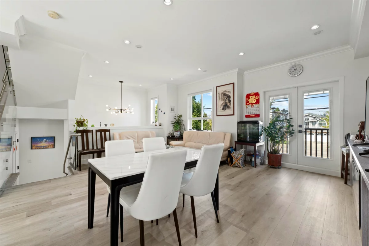 Bedroom 2 Photo of 4 608 Ewen Avenue, New Westminster, BC