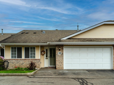 30 5051 203 Street, Langley, BC, Langley — Townhouse for sale