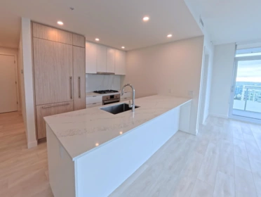 3204 537 Cottonwood Avenue, Coquitlam, BC, Coquitlam — Apartment/Condo for sale