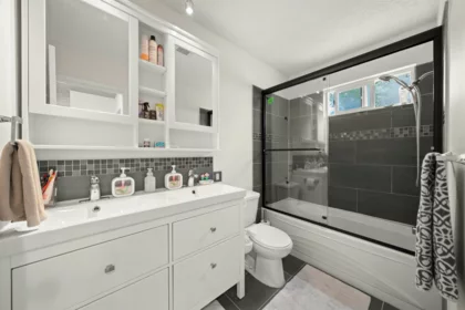 65 9366 128 Street, Surrey, BC, Surrey — Townhouse for sale
