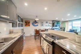 109 5340 Hastings Street, Burnaby, BC