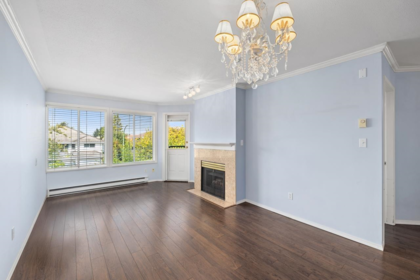 216 5875 Imperial Street, Burnaby, BC, Burnaby — Apartment/Condo for sale