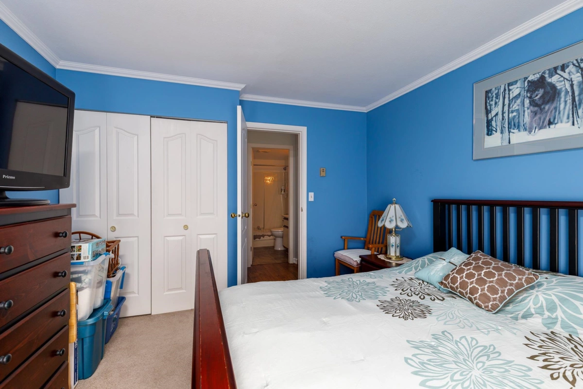 Laundry Room Photo of 221 5379 205 Street, Langley, BC