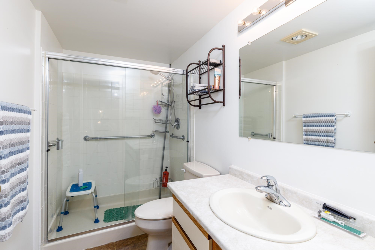 Powder Room Photo of 221 5379 205 Street, Langley, BC