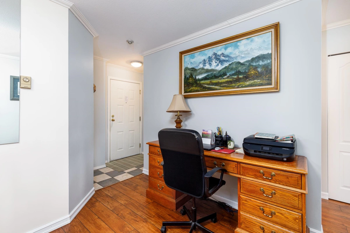 Walk-In Closet Photo of 221 5379 205 Street, Langley, BC