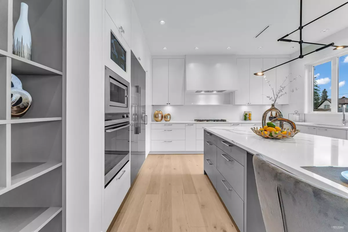 Bedroom 4 Photo of 615 E 6th Street, North Vancouver, BC