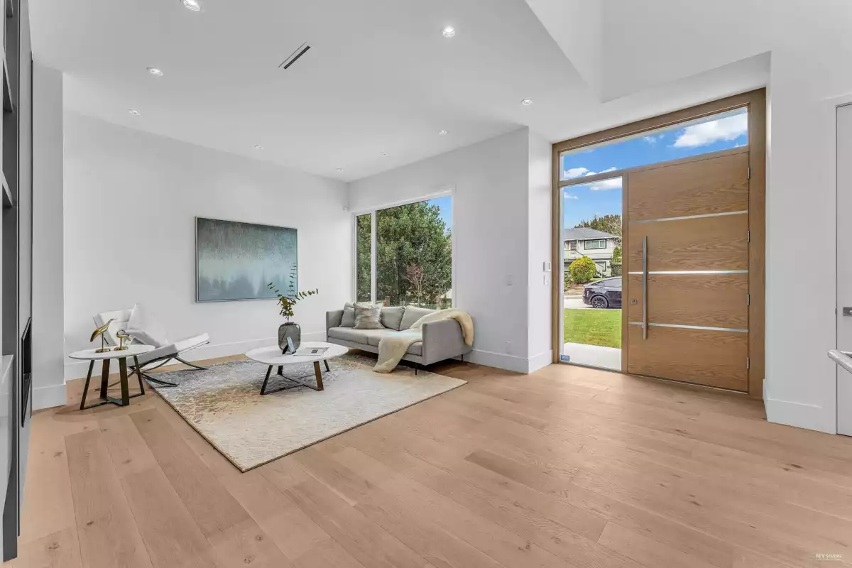 Family Room Photo of 615 E 6th Street, North Vancouver, BC