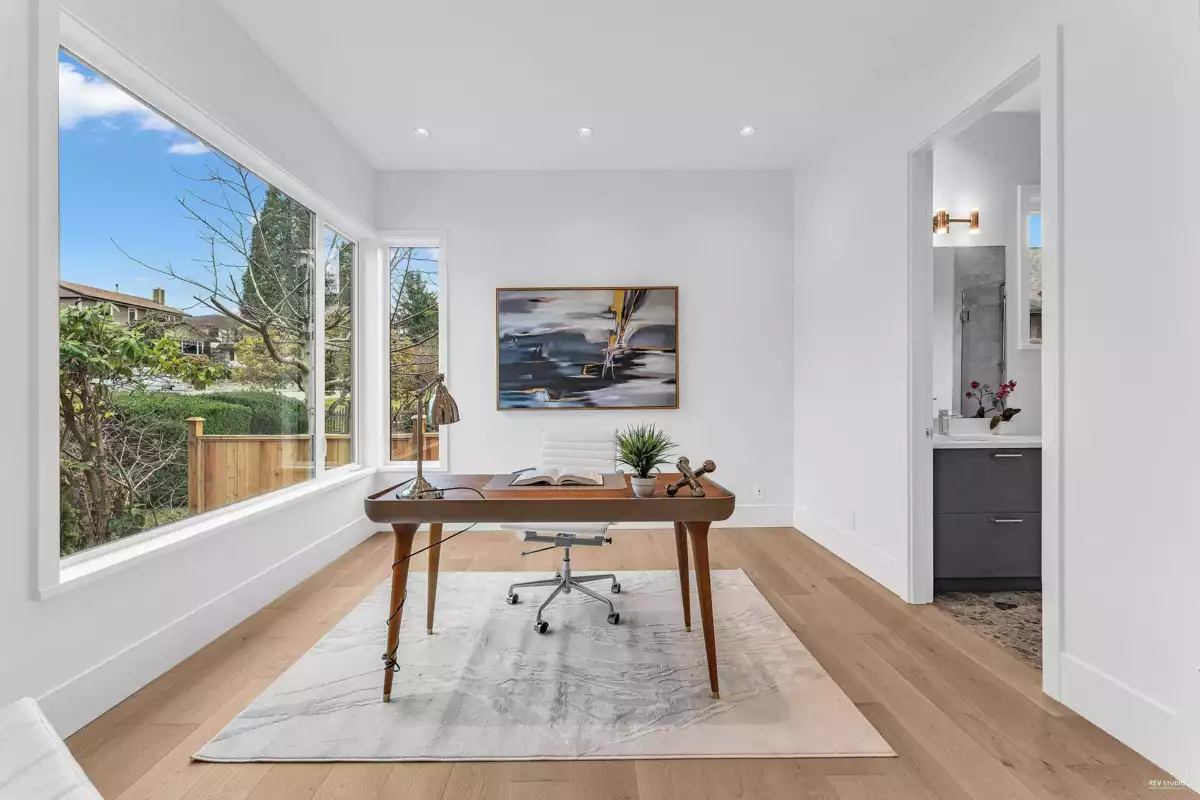 Guest Bathroom Photo of 615 E 6th Street, North Vancouver, BC