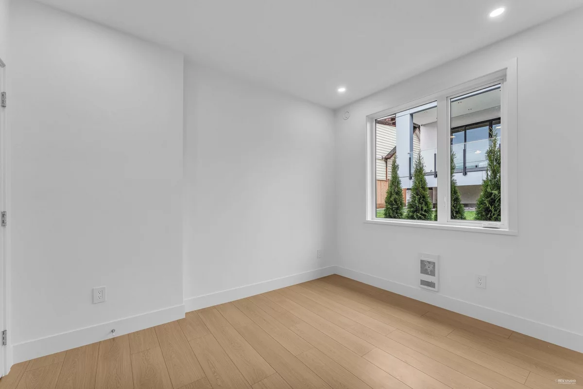 Outdoor Kitchen Photo of 615 E 6th Street, North Vancouver, BC