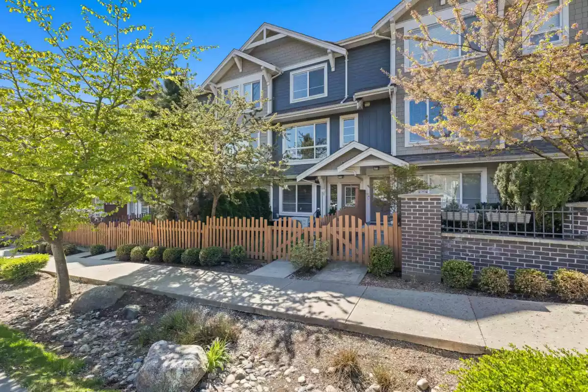 Hallway Photo of 2 7059 210 Street, Langley, BC