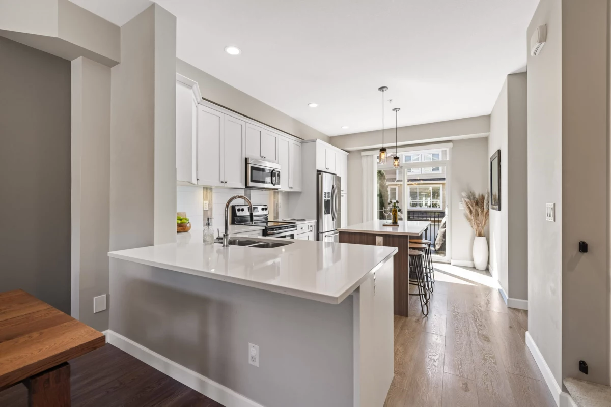 Kitchen Photo of 2 7059 210 Street, Langley, BC