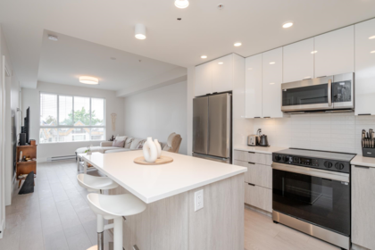 306 11655 Fraser Street, Maple Ridge, BC, Maple Ridge — Apartment/Condo for sale