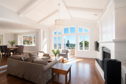 Kitchen Photo of 4659 Woodgreen Drive, West Vancouver, BC