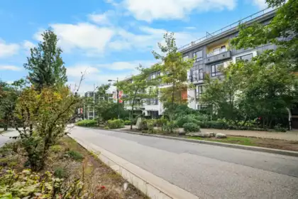 207 9350 University High Street, Burnaby, BC, Burnaby — Apartment/Condo for sale