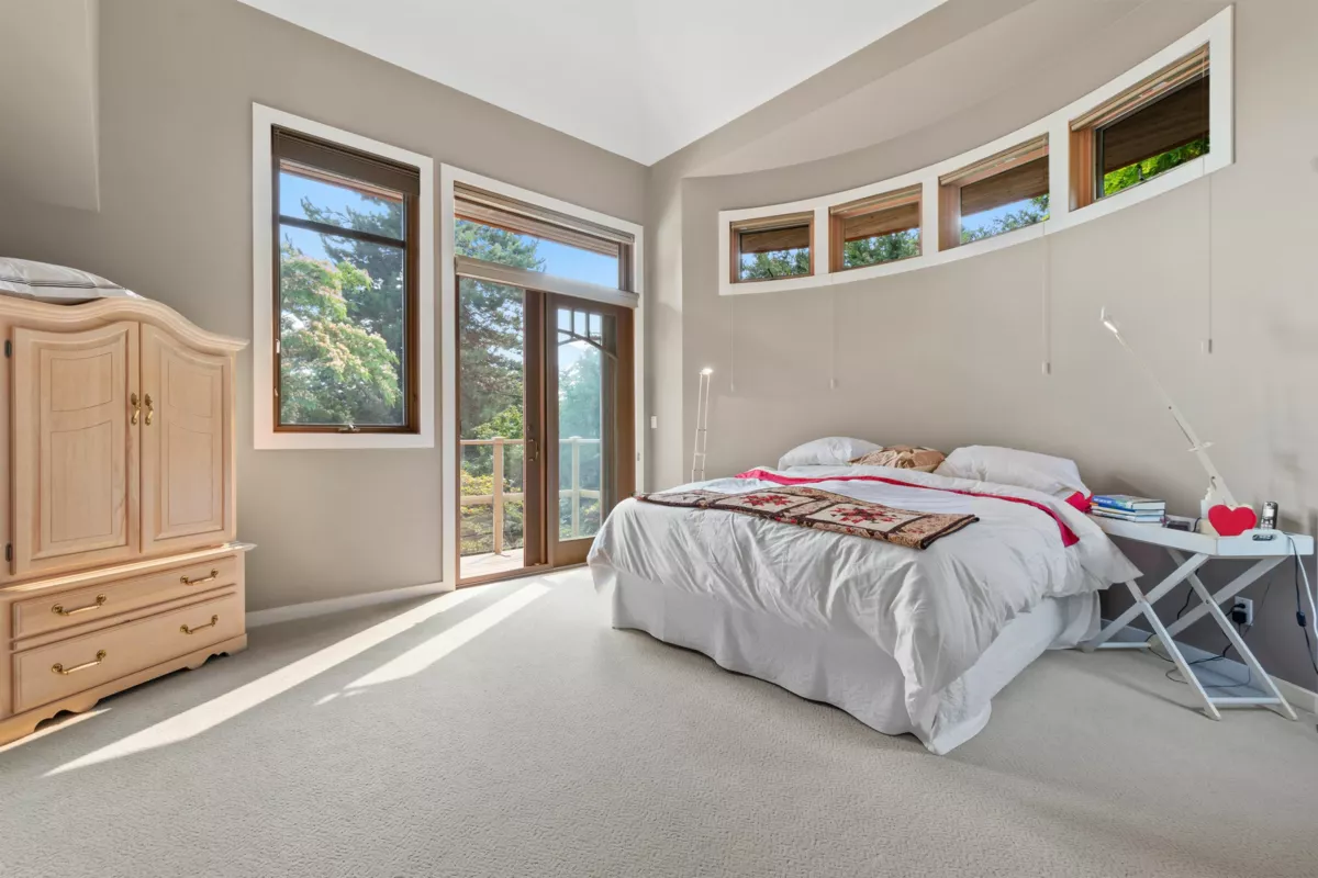 Basement Recreation Room Photo of 2919 Tower Hill Crescent, West Vancouver, BC