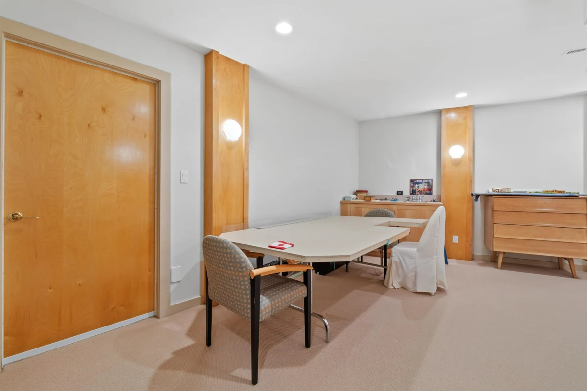 Garden / Landscaping Photo of 2919 Tower Hill Crescent, West Vancouver, BC