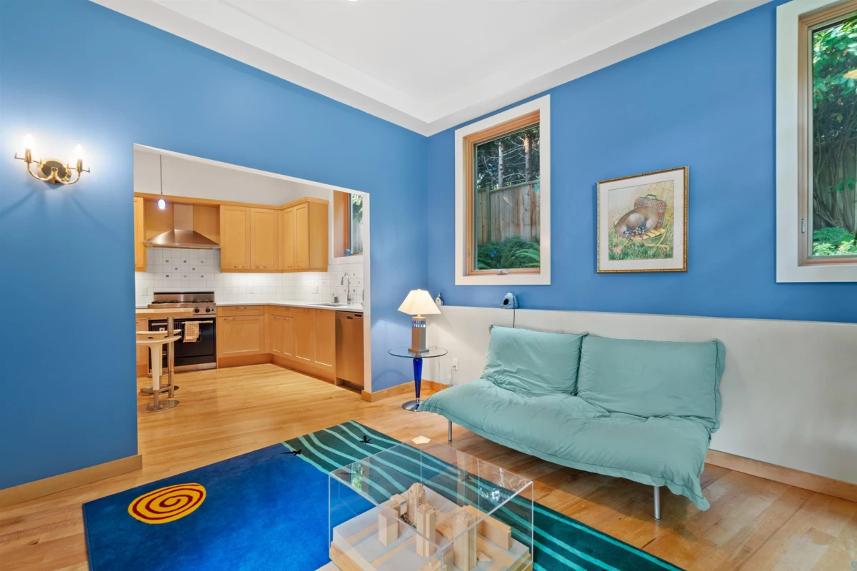 Guest Bathroom Photo of 2919 Tower Hill Crescent, West Vancouver, BC