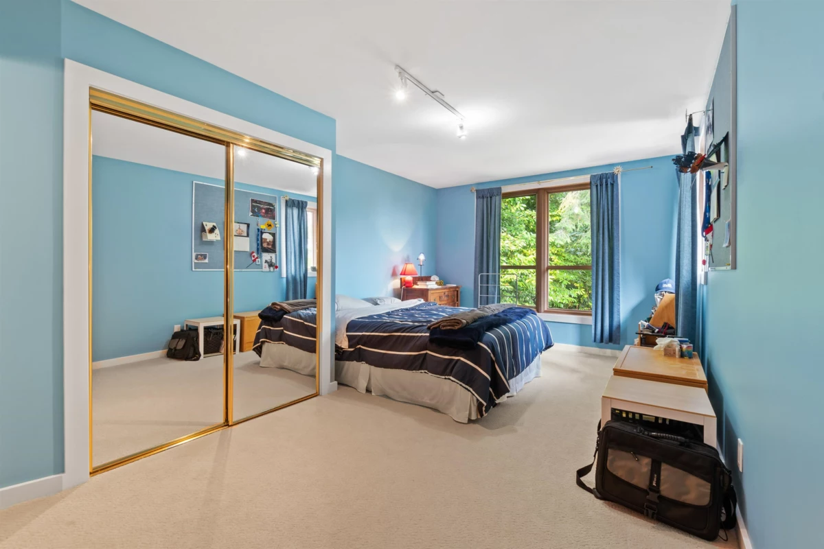 Hallway Photo of 2919 Tower Hill Crescent, West Vancouver, BC