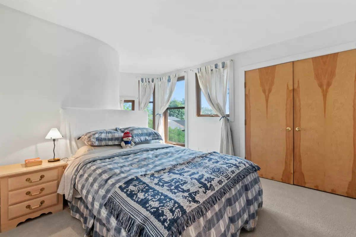 Mudroom Photo of 2919 Tower Hill Crescent, West Vancouver, BC
