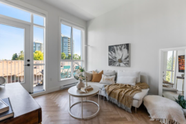 424 14968 101a Avenue, Surrey, BC