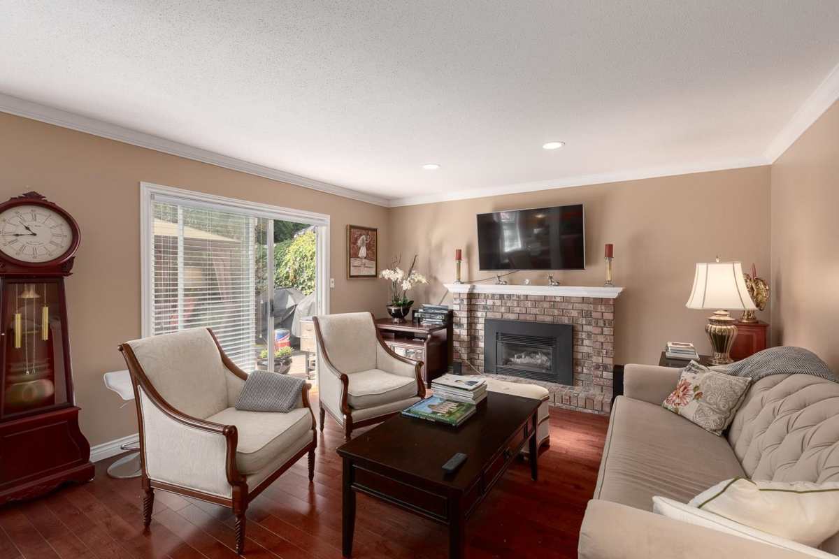 Breakfast Nook Photo of 12146 Osprey Drive, Richmond, BC