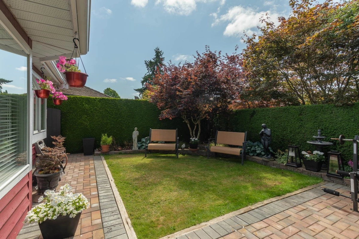 Garage Interior Photo of 12146 Osprey Drive, Richmond, BC