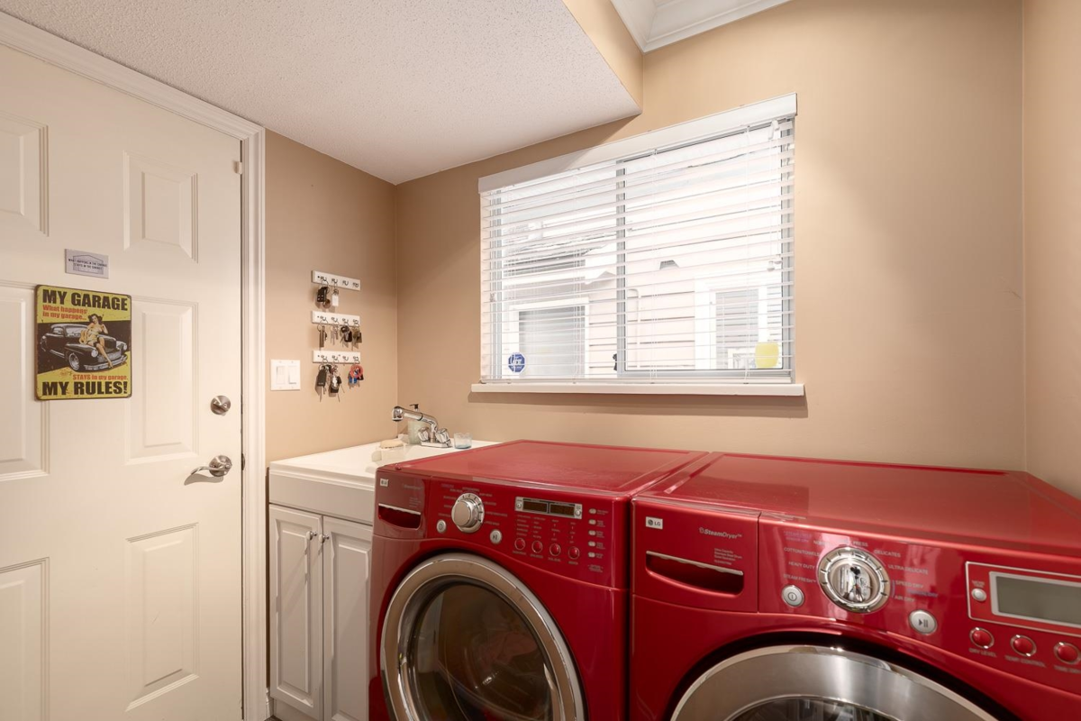 Hot Tub / Spa Photo of 12146 Osprey Drive, Richmond, BC