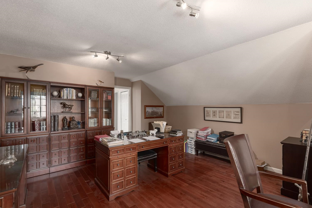 Staircase Photo of 12146 Osprey Drive, Richmond, BC