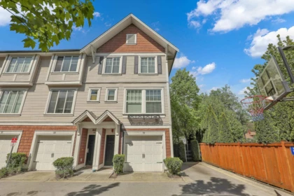 19 8713 158 Street, Surrey, BC, Surrey — Townhouse for sale