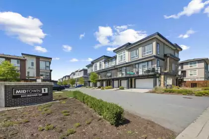 106 8413 Midtown Way, Chilliwack, BC, Chilliwack — Townhouse for sale