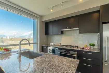 902 6180 Cooney Road, Richmond, BC, Richmond — Apartment/Condo for sale
