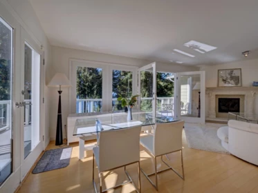 Breakfast Nook Photo of 4947 Sunshine Coast Highway, Sechelt, BC