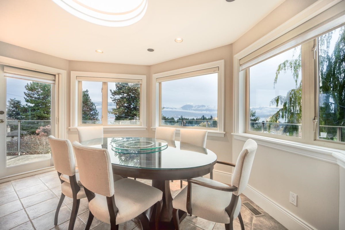 Guest Bathroom Photo of 1822 Sasamat Street, Vancouver, BC