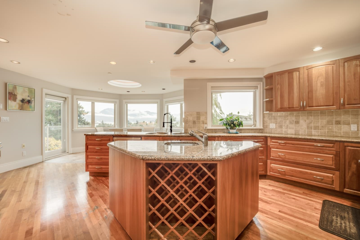 Outdoor Patio Photo of 1822 Sasamat Street, Vancouver, BC