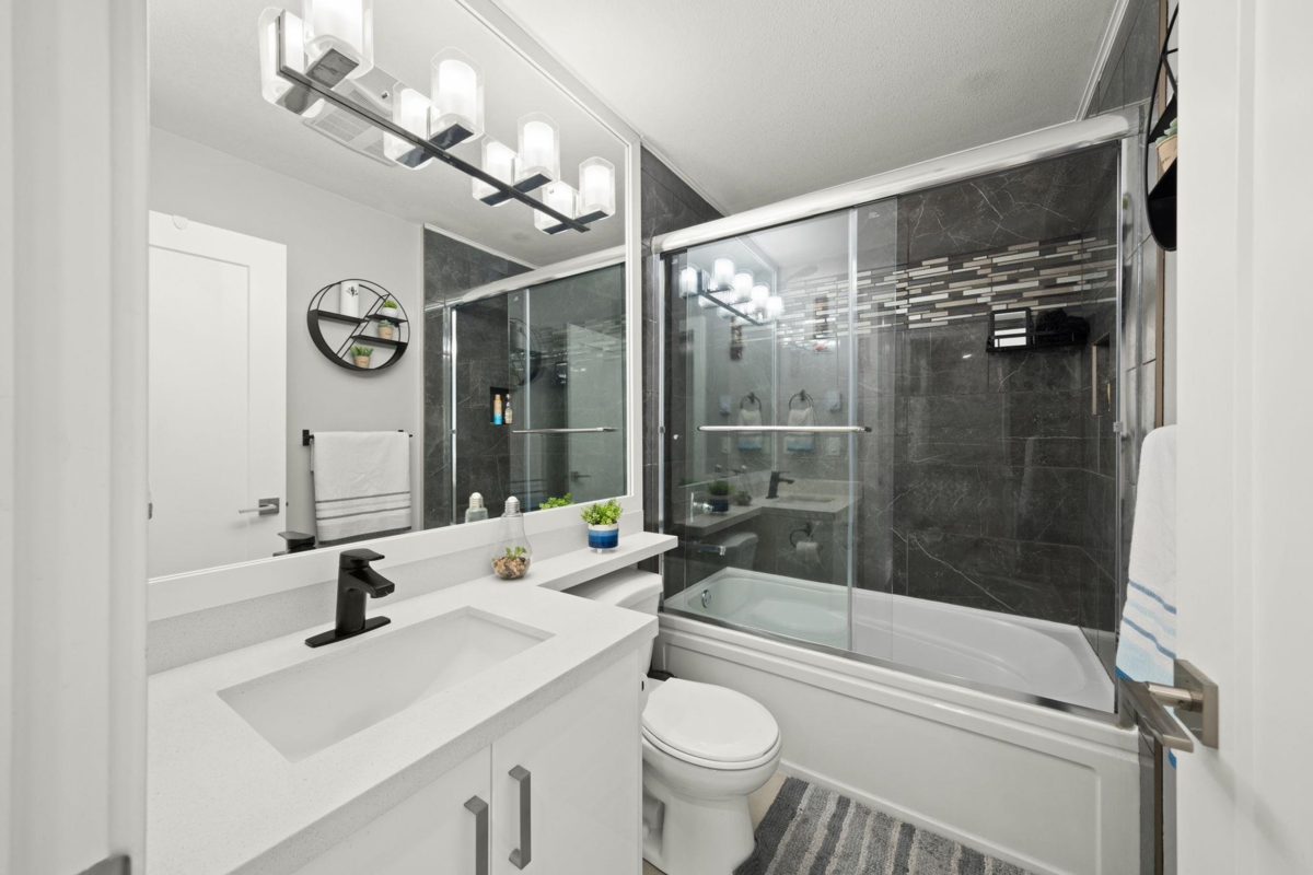 Staircase Photo of 8 7056 192 Street, Surrey, BC