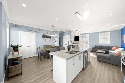 Kitchen Island Photo of 8 7056 192 Street, Surrey, BC