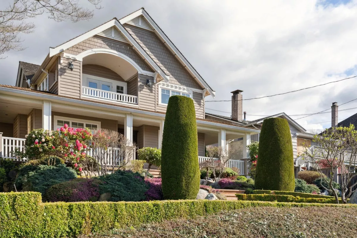 Exterior Front Photo of 2185 Lawson Avenue, West Vancouver, BC