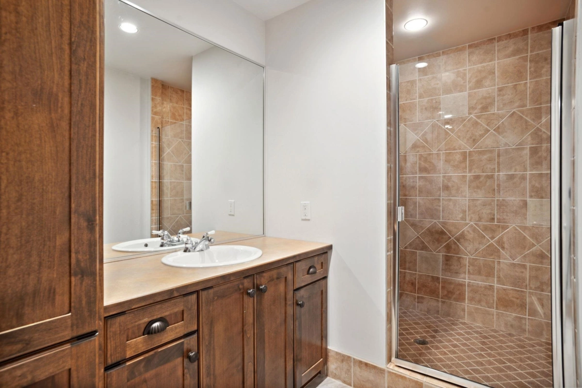 Mudroom Photo of 2185 Lawson Avenue, West Vancouver, BC