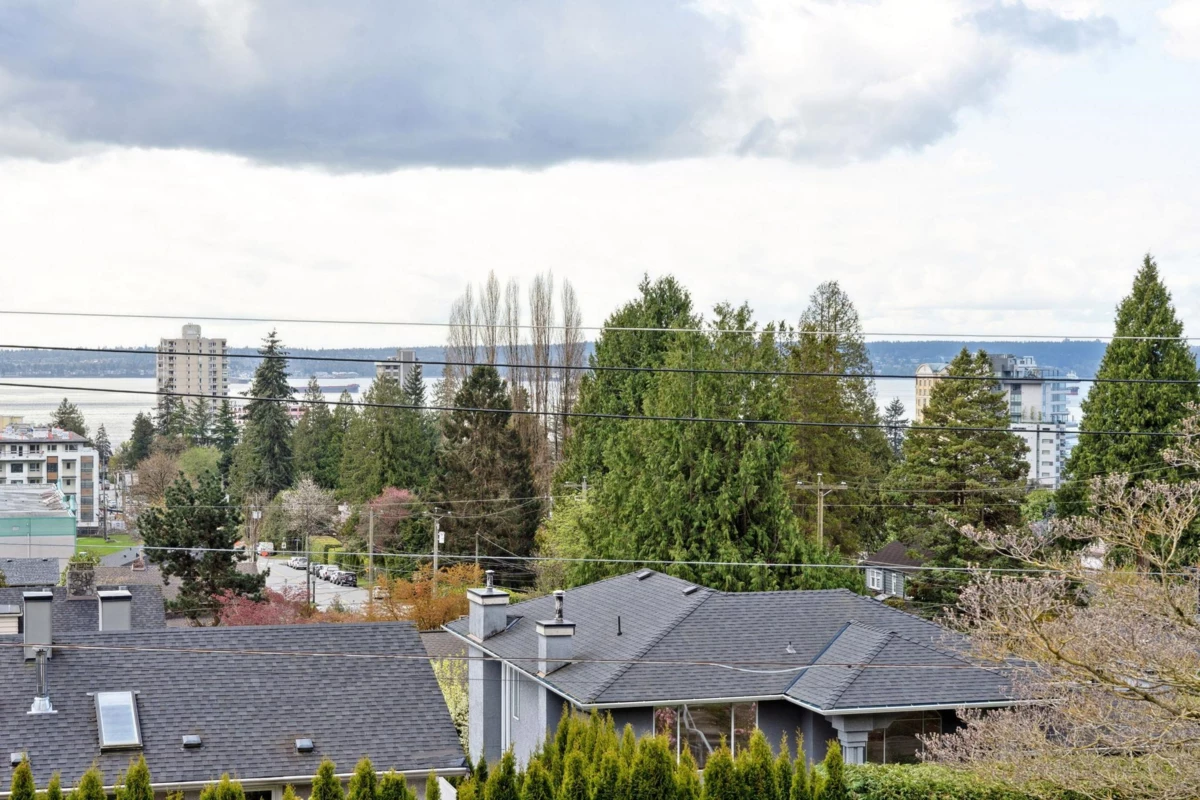 Outdoor Deck Photo of 2185 Lawson Avenue, West Vancouver, BC