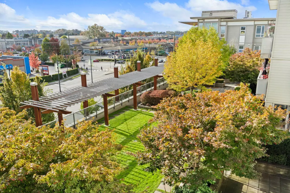 Bedroom 3 Photo of 417 10880 No. 5 Road, Richmond, BC