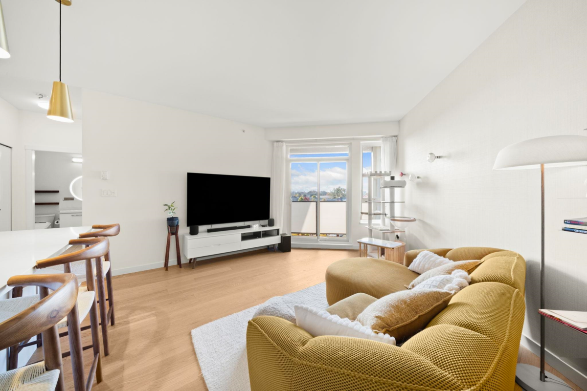 Exterior Rear Photo of 417 10880 No. 5 Road, Richmond, BC