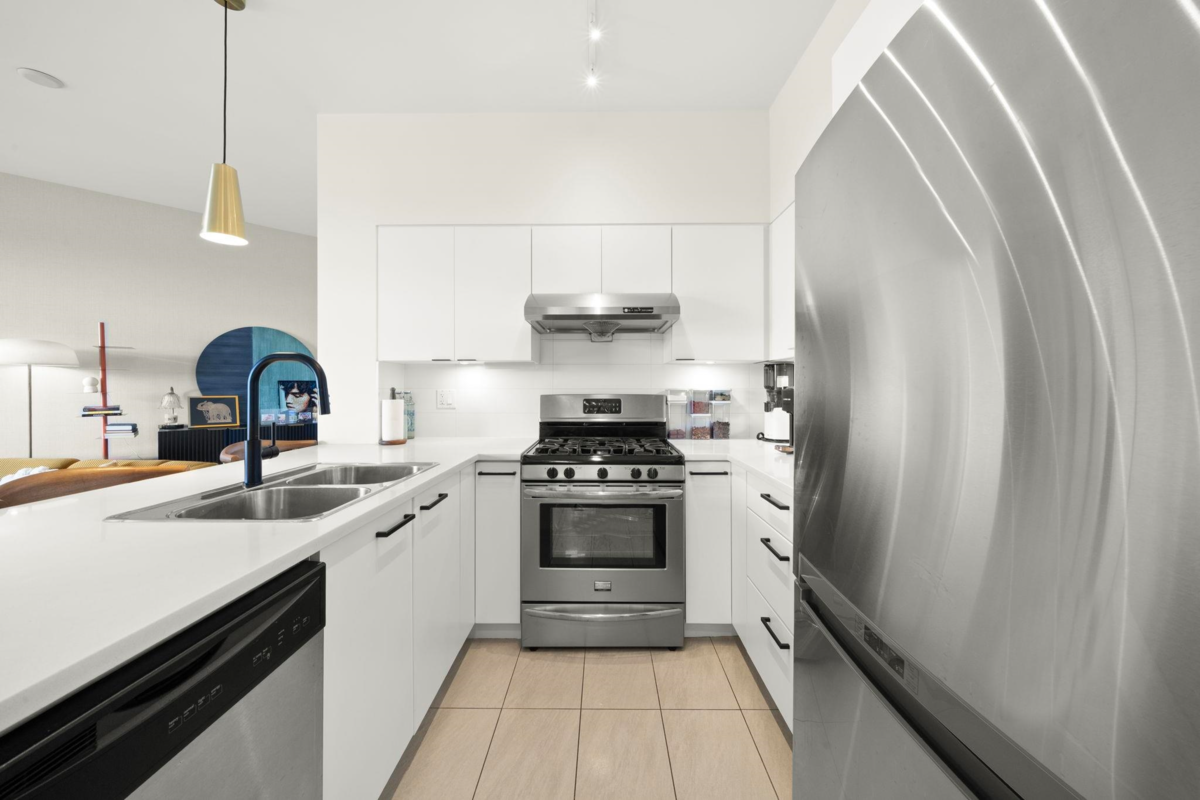 Kitchen Island Photo of 417 10880 No. 5 Road, Richmond, BC