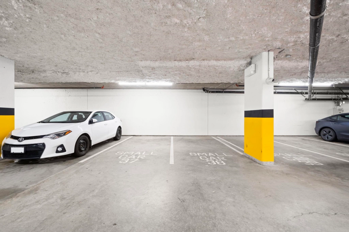 Powder Room Photo of 417 10880 No. 5 Road, Richmond, BC