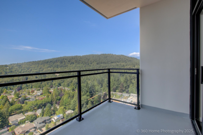 2304 626 Claremont Street, Coquitlam, BC, Coquitlam — Apartment/Condo for sale