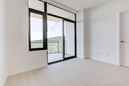 2304 626 Claremont Street, Coquitlam, BC, Coquitlam — Apartment/Condo for sale