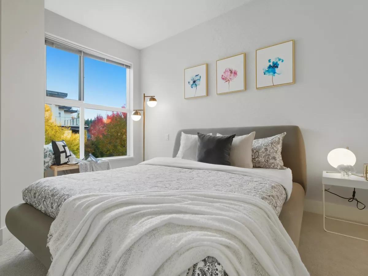 Kitchen Photo of 303 5928 Birney Avenue, Vancouver, BC