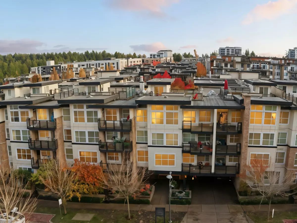 Powder Room Photo of 303 5928 Birney Avenue, Vancouver, BC