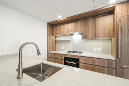 216 5212 Cambie Street, Vancouver, BC, Vancouver — Apartment/Condo for sale