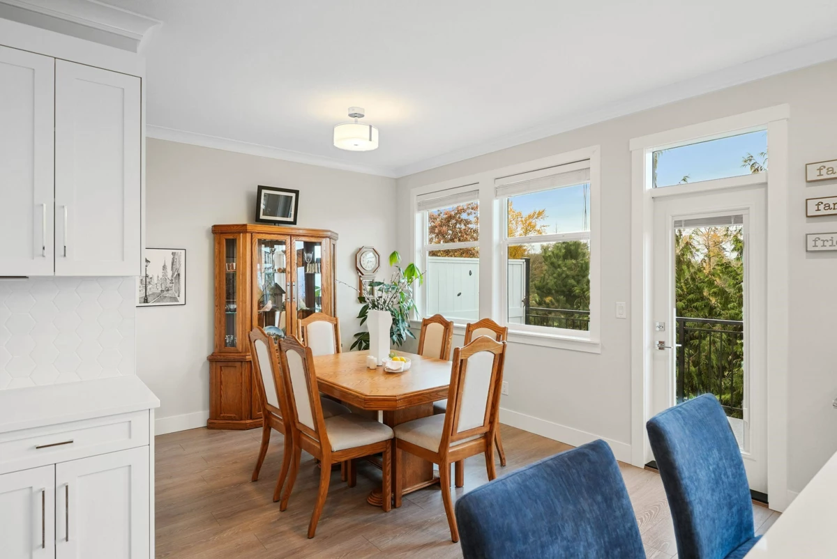 Breakfast Nook Photo of 19 15717 Mountain View Drive, Surrey, BC